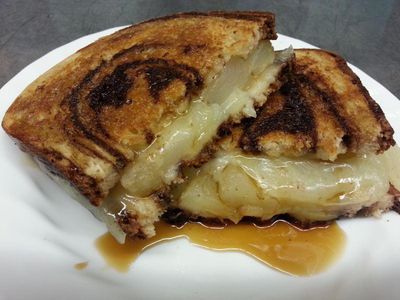 Maple, Apple & Cheddar Grilled Cheese