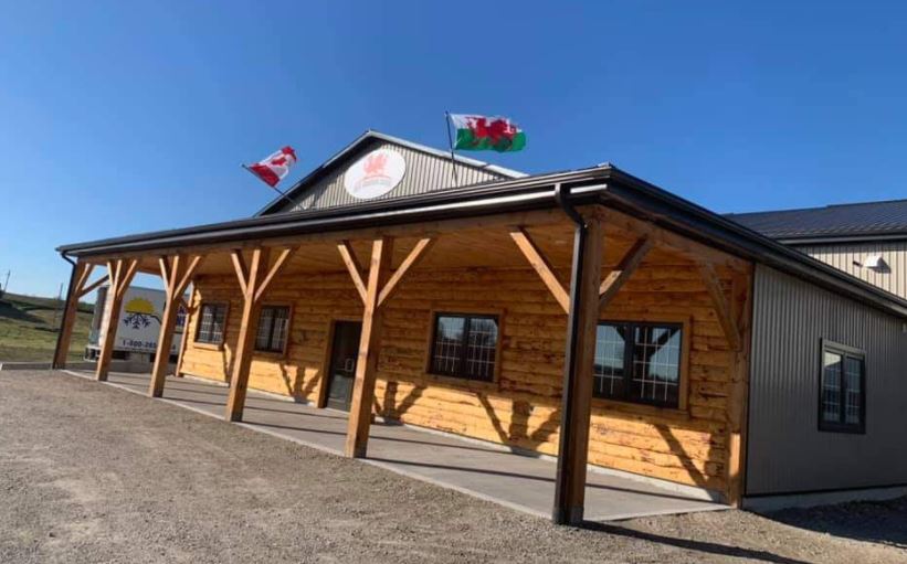 red dragon dairy exterior
