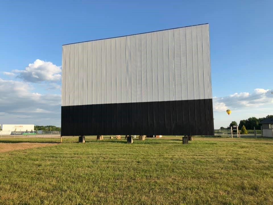 Oxford Drive-In screen