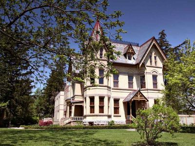 Annandale House, National Historic Site