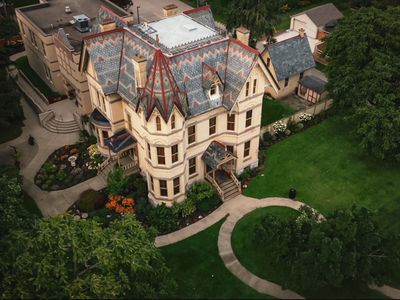 Annandale House, National Historic Site