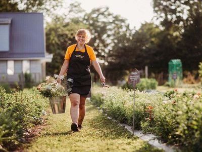 Makkink's Flower Farm & Bakery Café