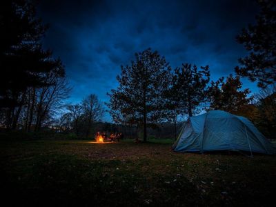 3 Epic Pie Iron Combos to Kick Up Camping Season with Mike Gibson 3 Epic Pie Iron Combos to Kick Up Camping Season with Mike Gibson