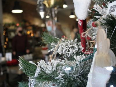 Oxford County Holiday Gift Guide 2022 Oxford County Holiday Gift Guide 2022